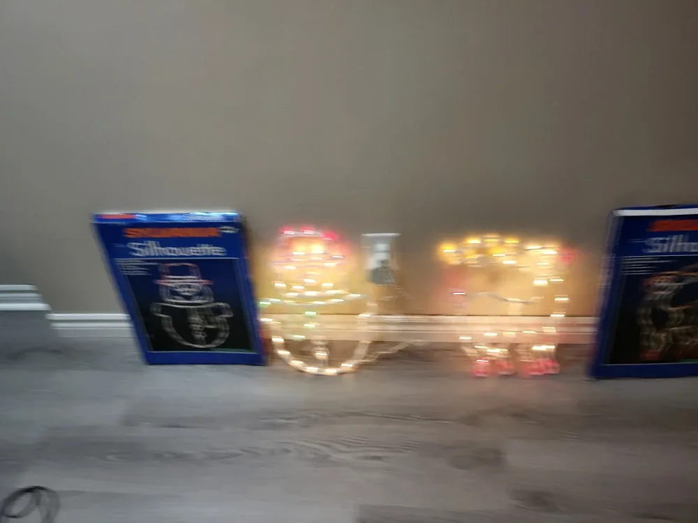 Snowman and Reindeer Window Light - 15in x 11in image indicator(6)