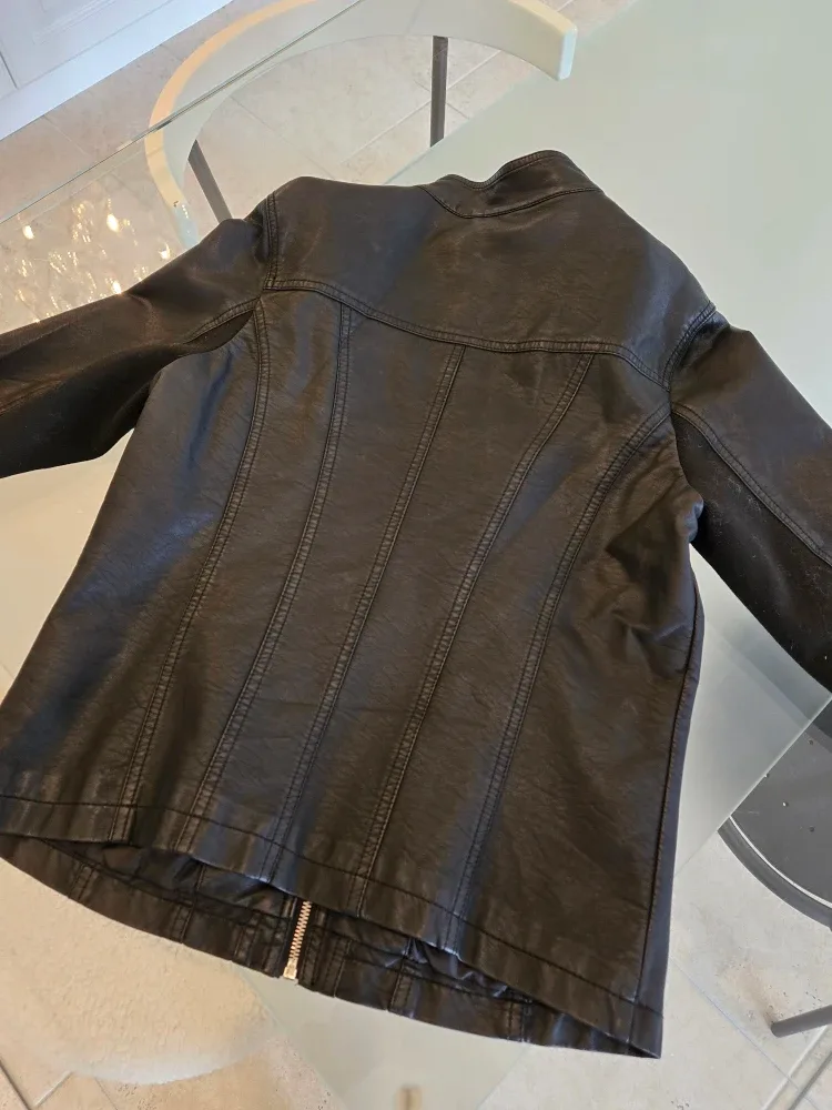 Point Zero Black Faux Leather Jacket image indicator(6)