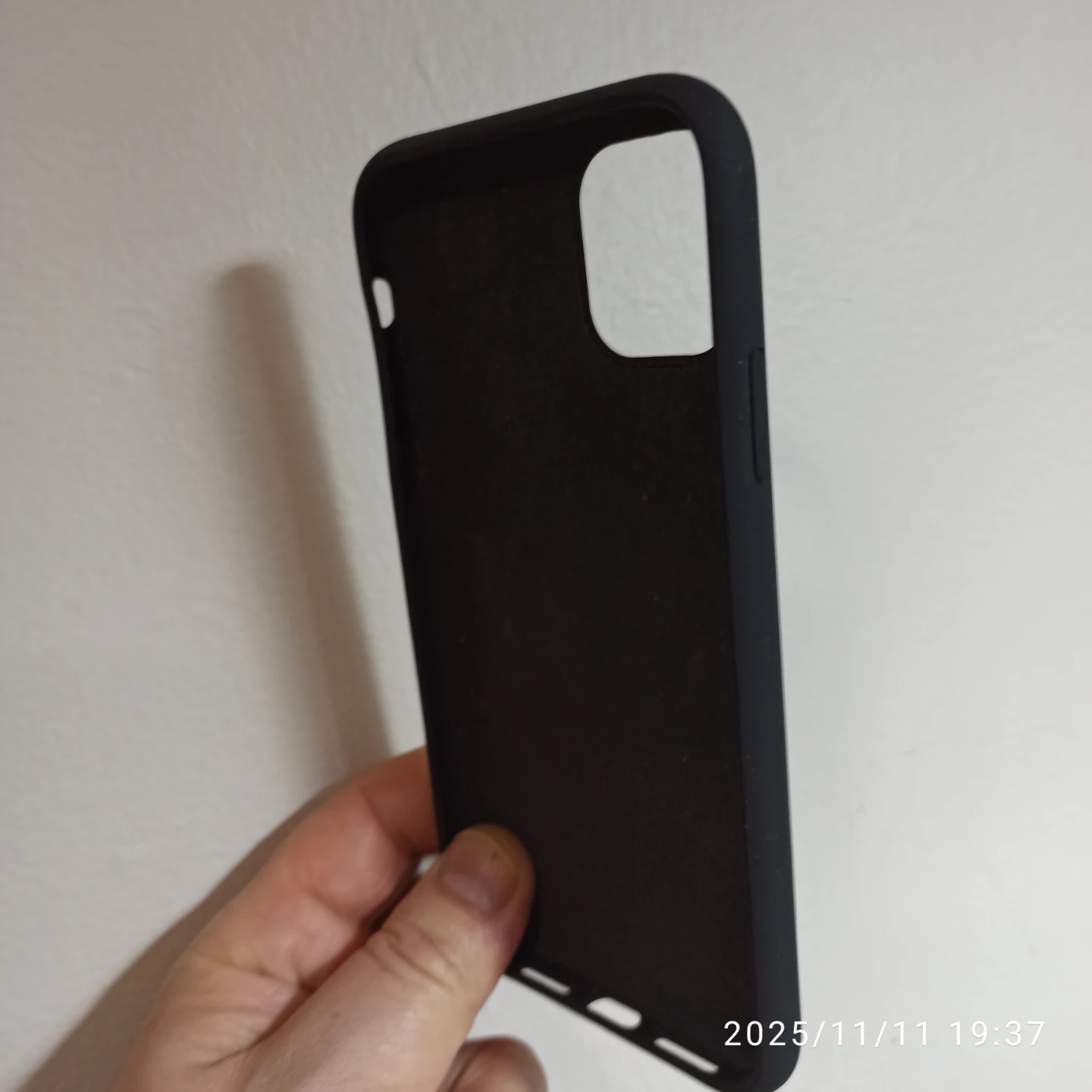Black iphone case - photo 3