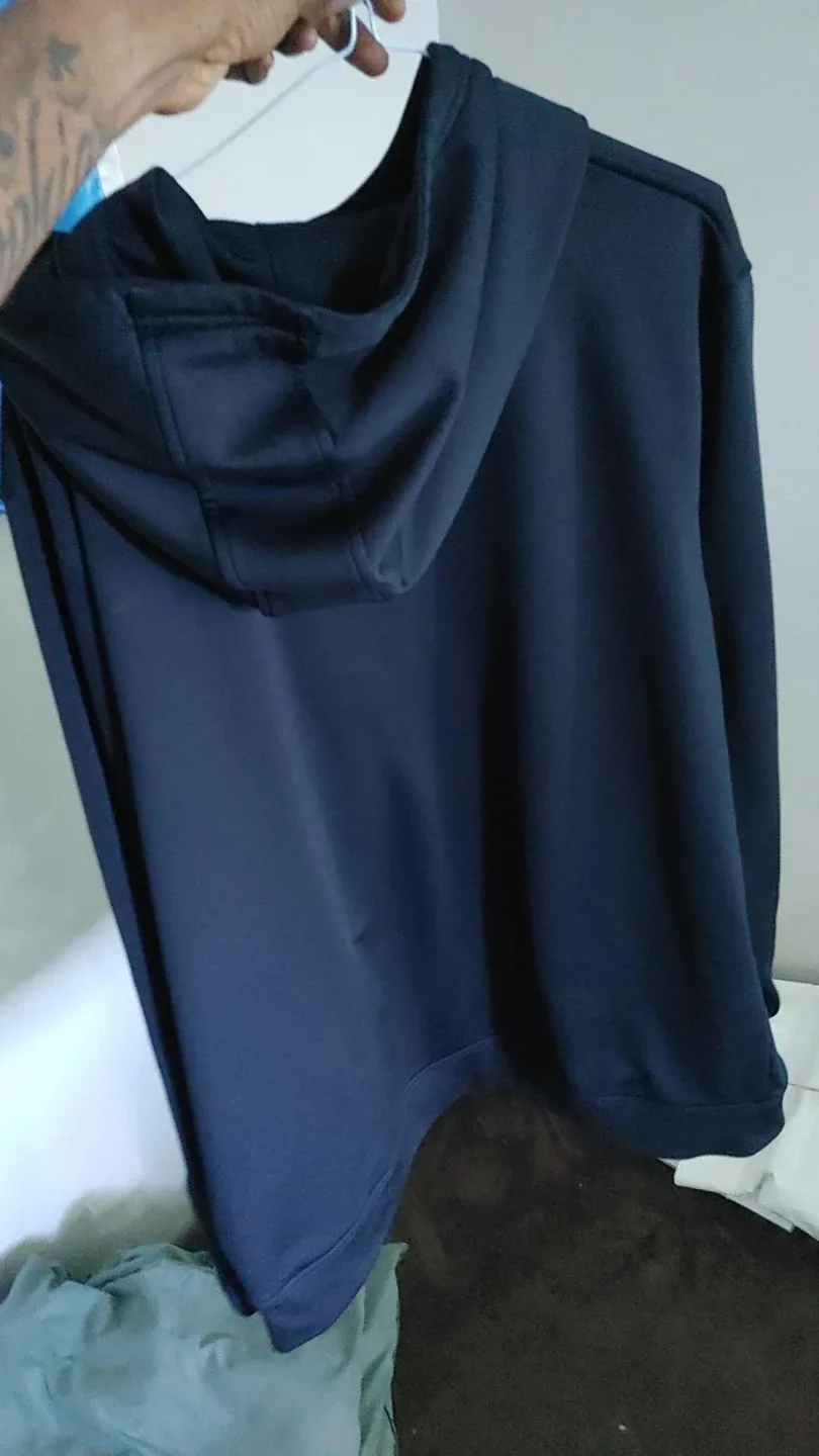 Large underarmour hoodie image indicator(2)