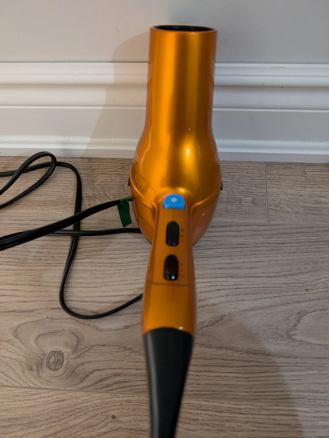 Infiniti Pro by Conair Hair Dryer image indicator(2)