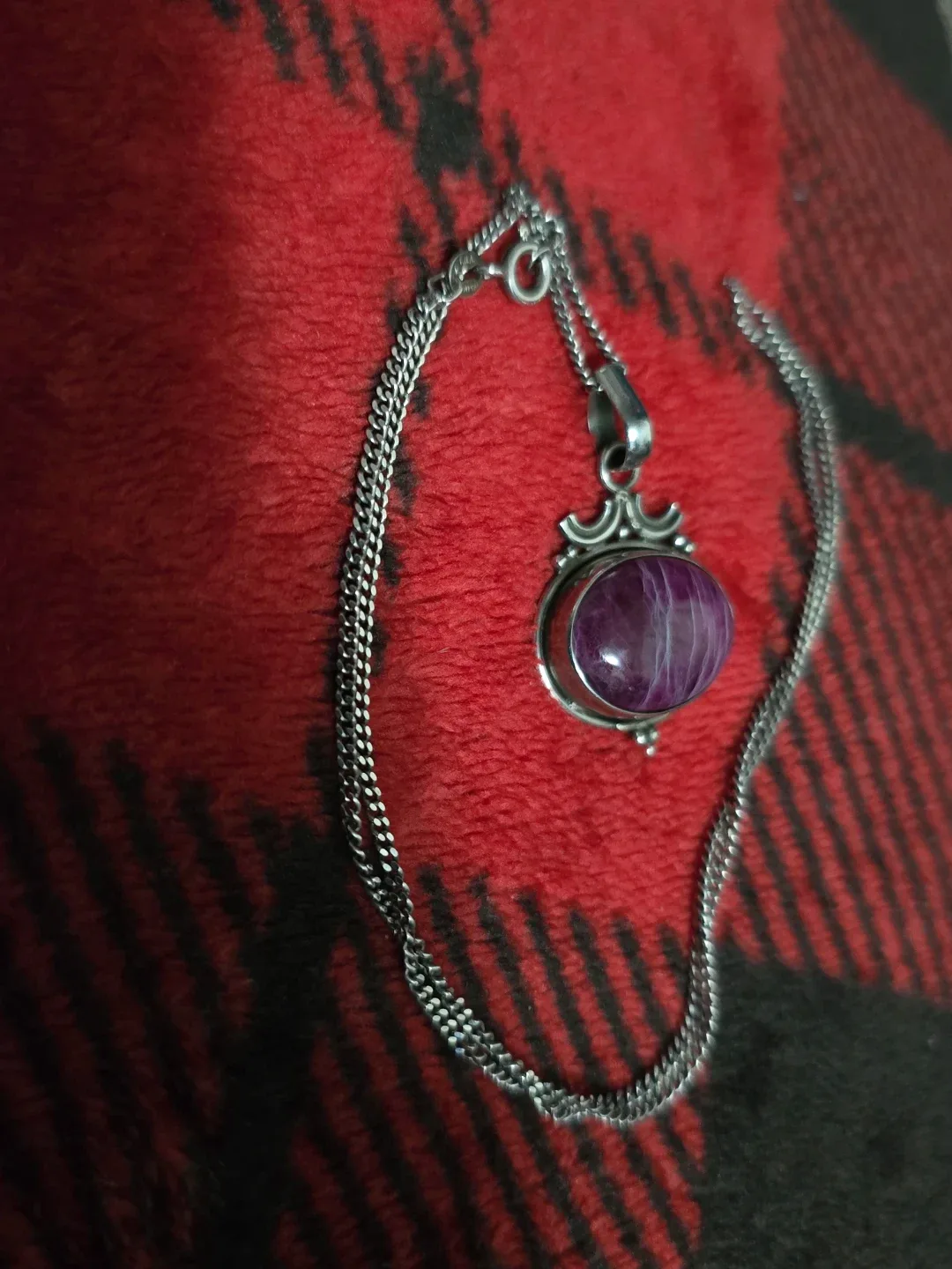 Purple Spiny Oyster Stone Sterling Silver Necklace