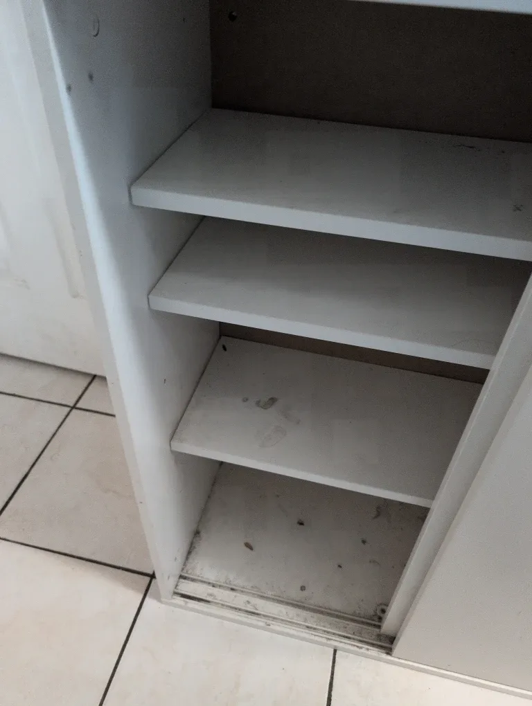 White Sliding Door Cabinet image indicator(2)