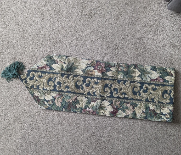 Floral Tapestry Table Runner - photo 2