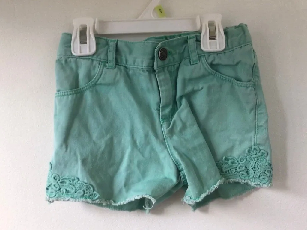 Girls sz 5 shorts/skorts $4 each image indicator(3)