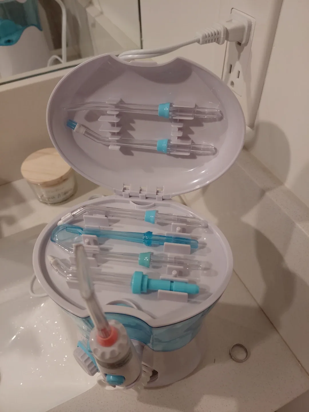 Nicefeel Water Flosser (waterpik)