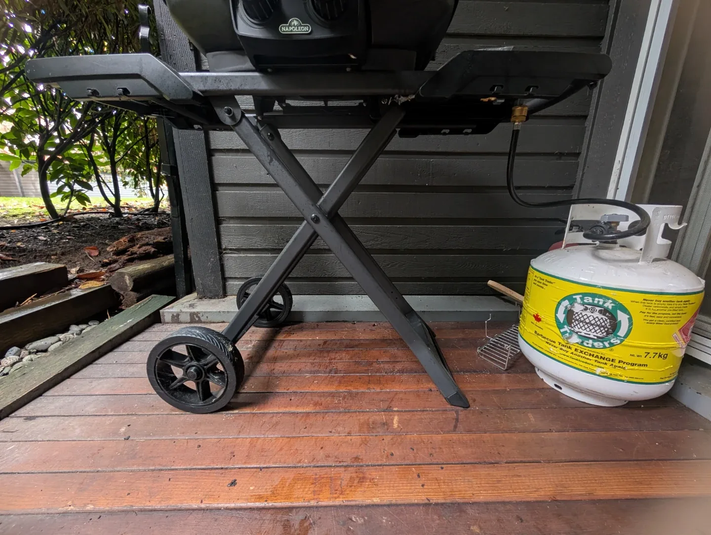 Napoleon Travel Pro Phantom Edition - Like New (Used 2x!) 🥕 image indicator(2)