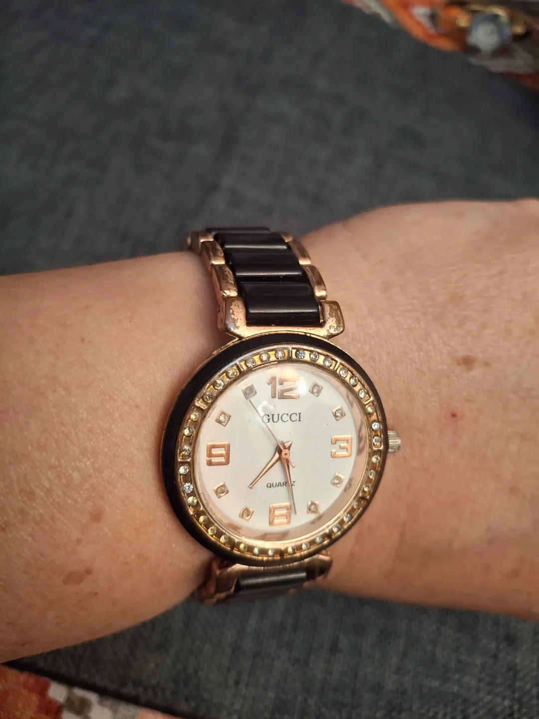 Gucci Quartz Ladies Watch - Rose Gold & Black thumbnail
