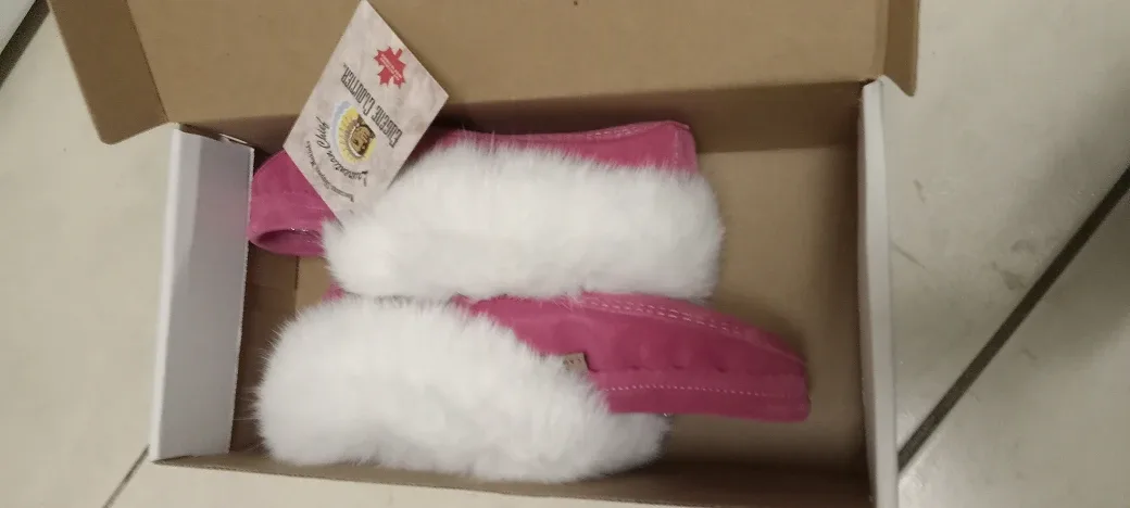 Eugene Cloutier Pink Moccasins Size 5 image indicator(3)