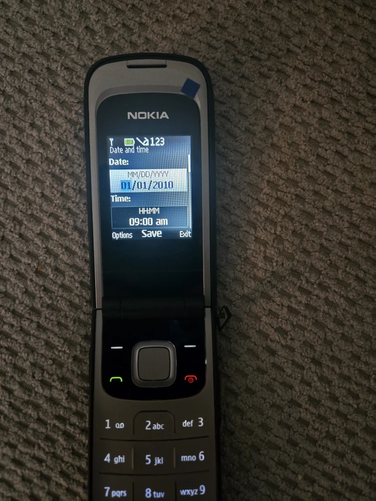 Nokia Flip Phone 2720a-2b - photo 2