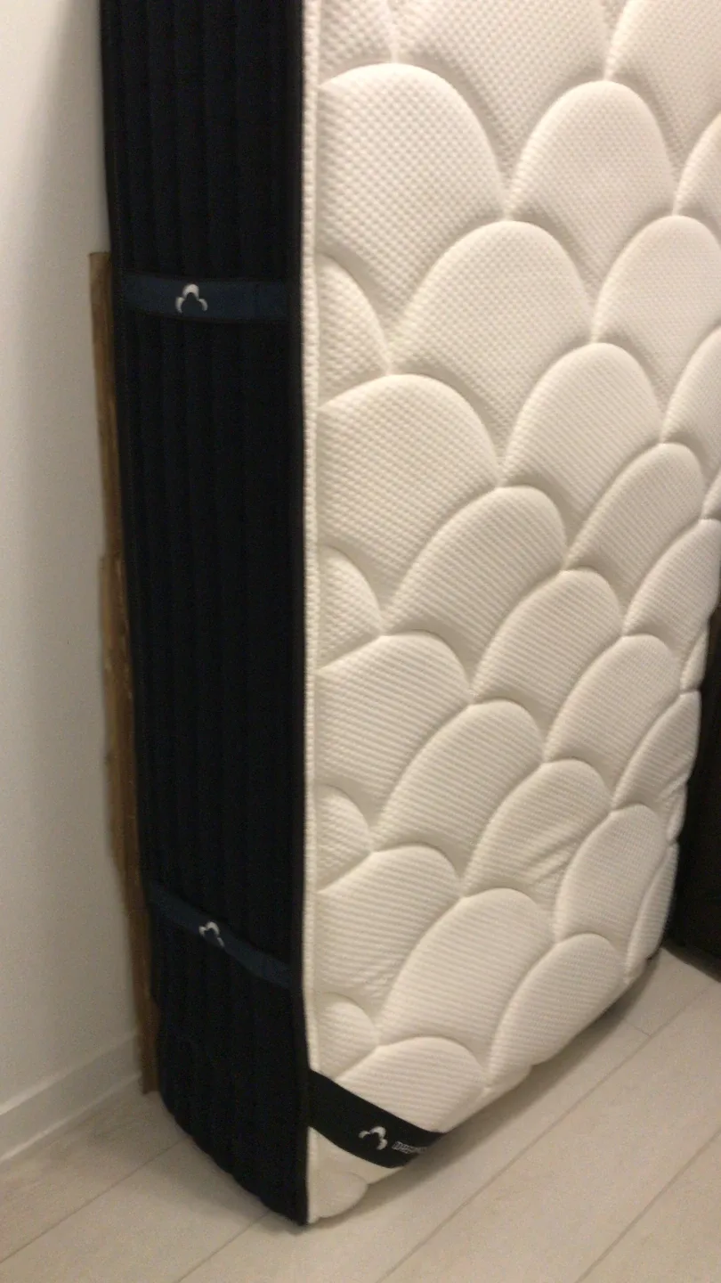 Dream Cloud Premium mattress TWIN thumbnail