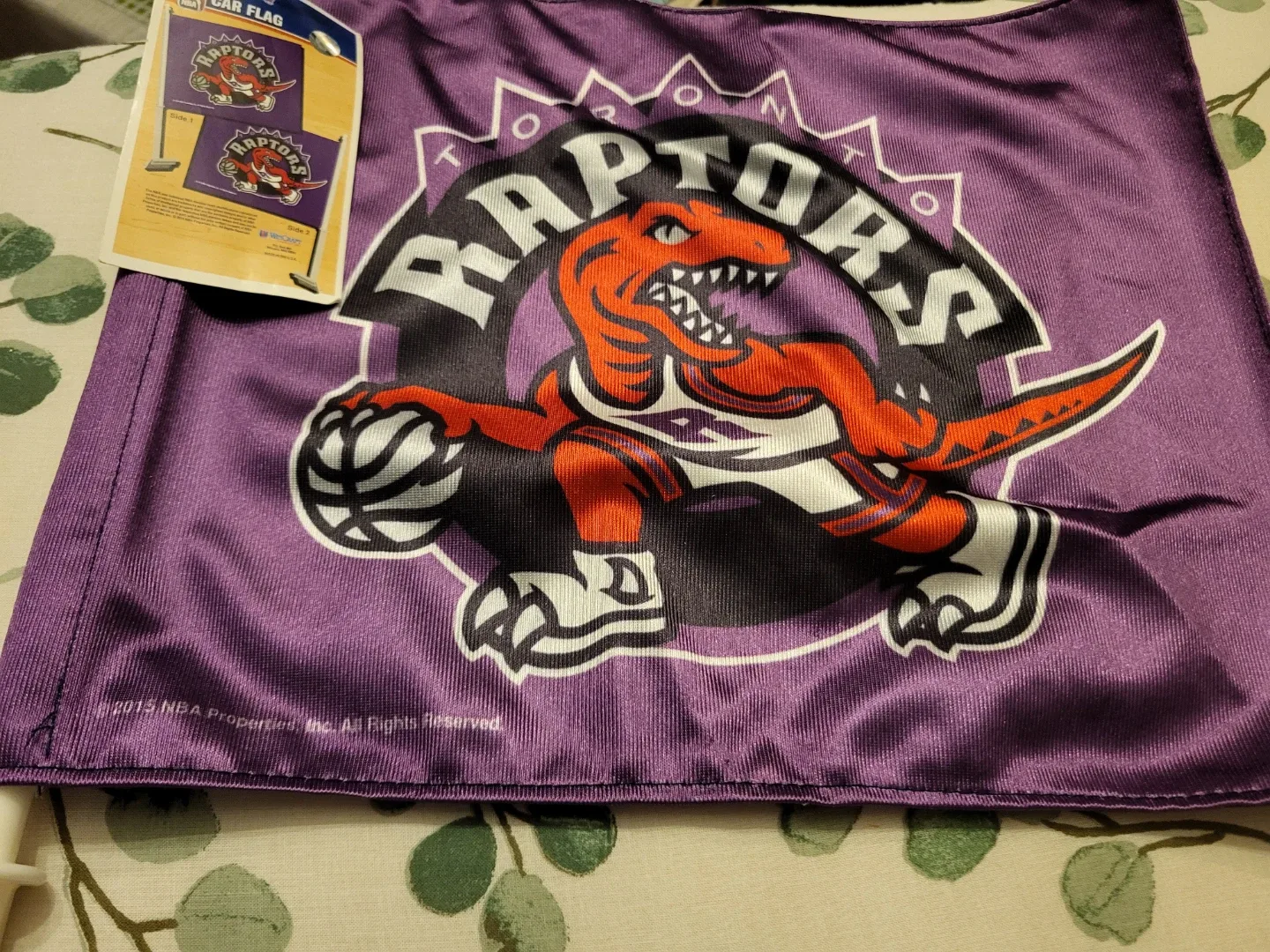 Toronto Raptors Retro  Car Flag - New with Tag image indicator(2)