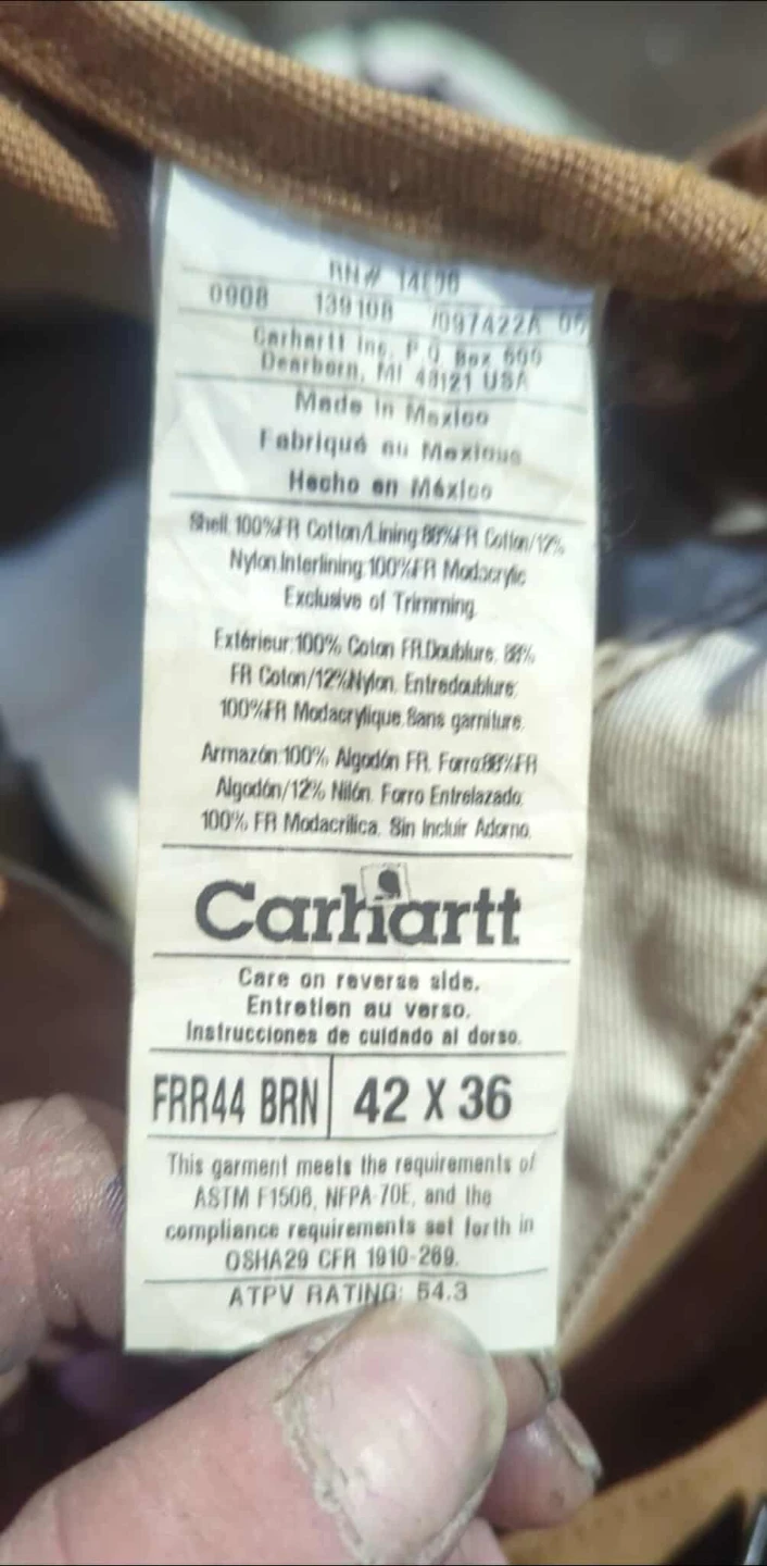 Insulated Carhartt FR bib overalls - photo 4