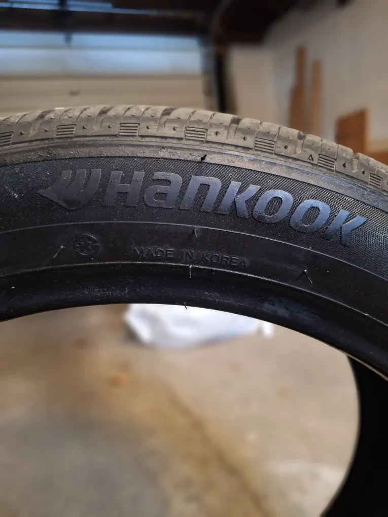 Hankook Kinergy GT Tire