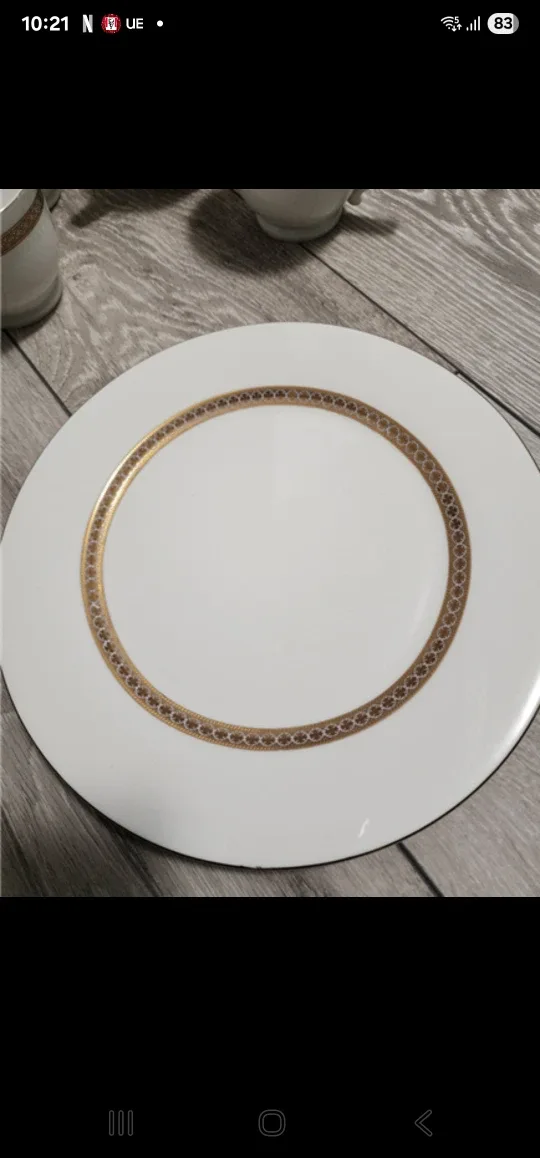 Tea set / 8 dinner plates / 8 pasta bowls image indicator(4)