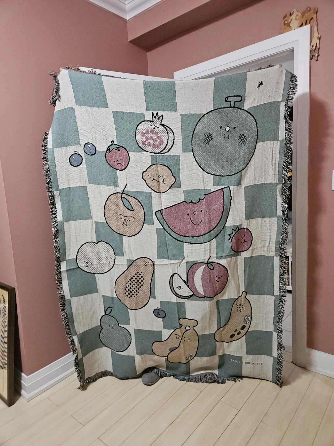 "The Picnic" throw tapestry blanket (Natali Koromoto) 🥕