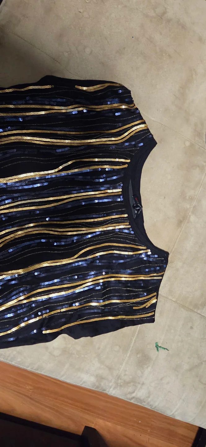 by Jeanne Beker Sequin Top - Size XL image indicator(3)