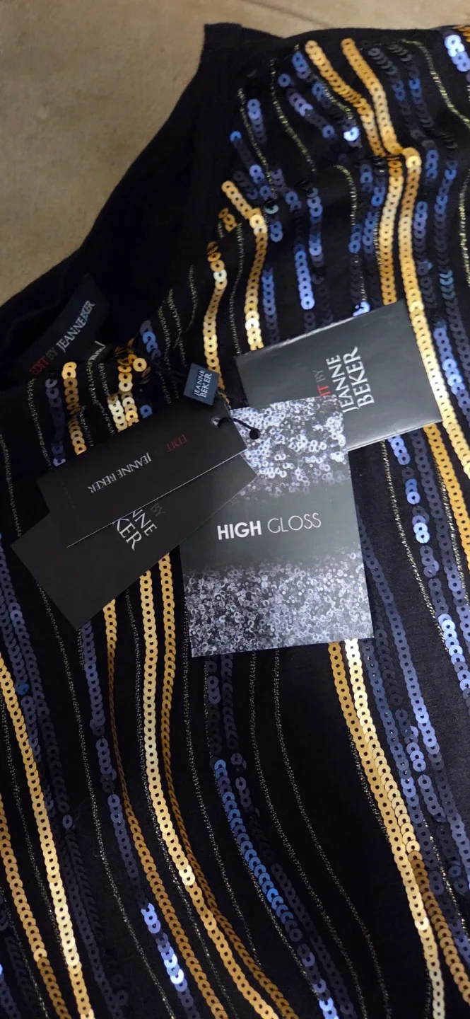 by Jeanne Beker Sequin Top - Size XL image indicator(4)