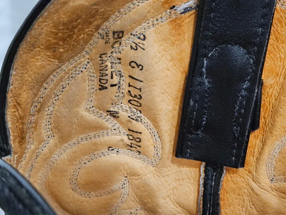 Men's Black Leather Cowboy Boots, Size 9.5 image indicator(3)