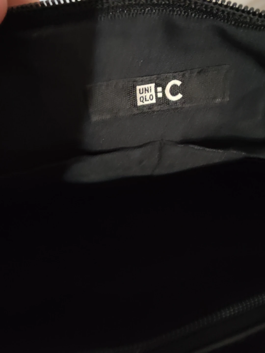 Uniqlo :C Half Moon Shoulder Bag - Black and Cream - photo 4