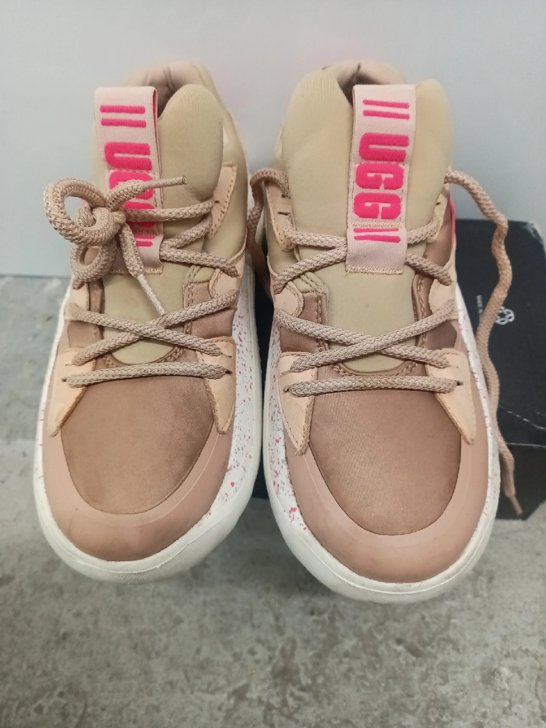UGG Women's Zilo Sand Sneakers