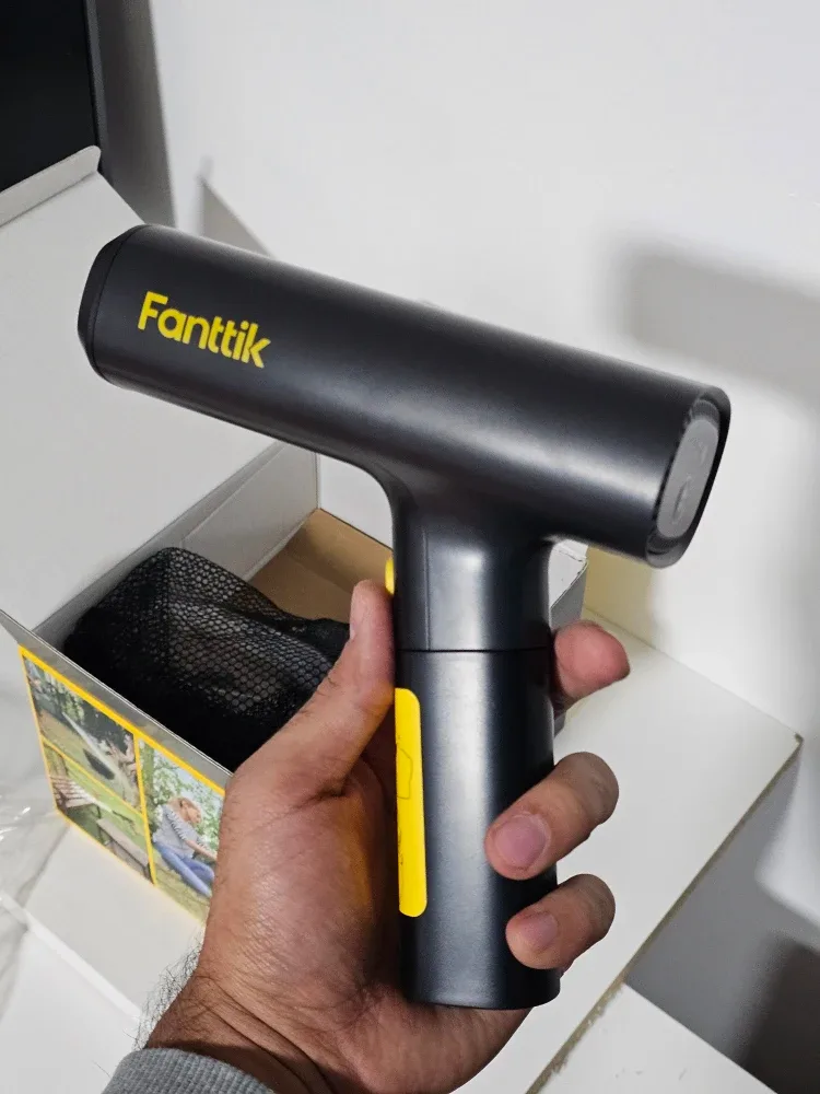 Fanttik K100 Flip Portable Power Washer - Brand New! image indicator(4)