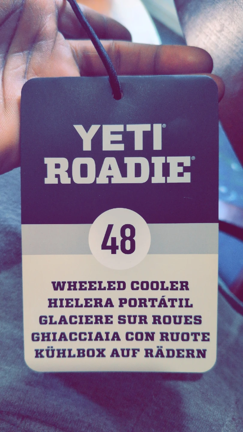 Yeti Roadie 48 Wheeled Cooler - Firefly Yellow - photo 4