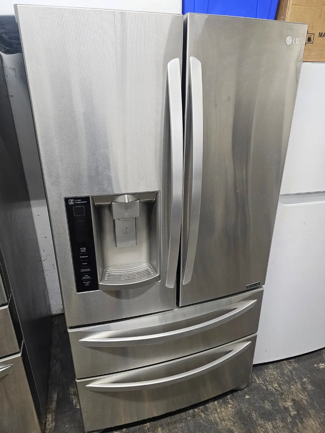 LG 36in Stainless Steel French Door Refrigerator thumbnail
