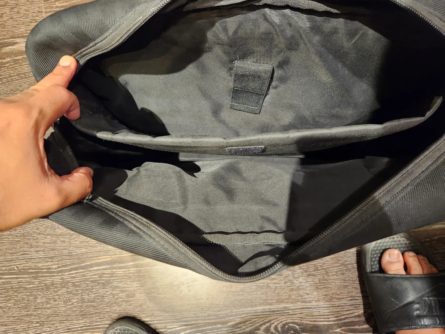 Adidas Black Laptop Bag image indicator(2)