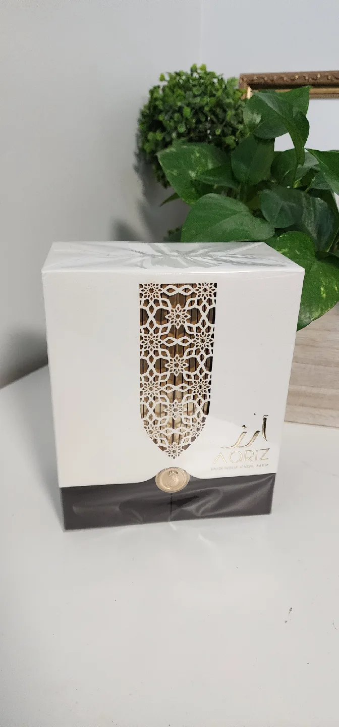 Assorted oud perfume image indicator(5)