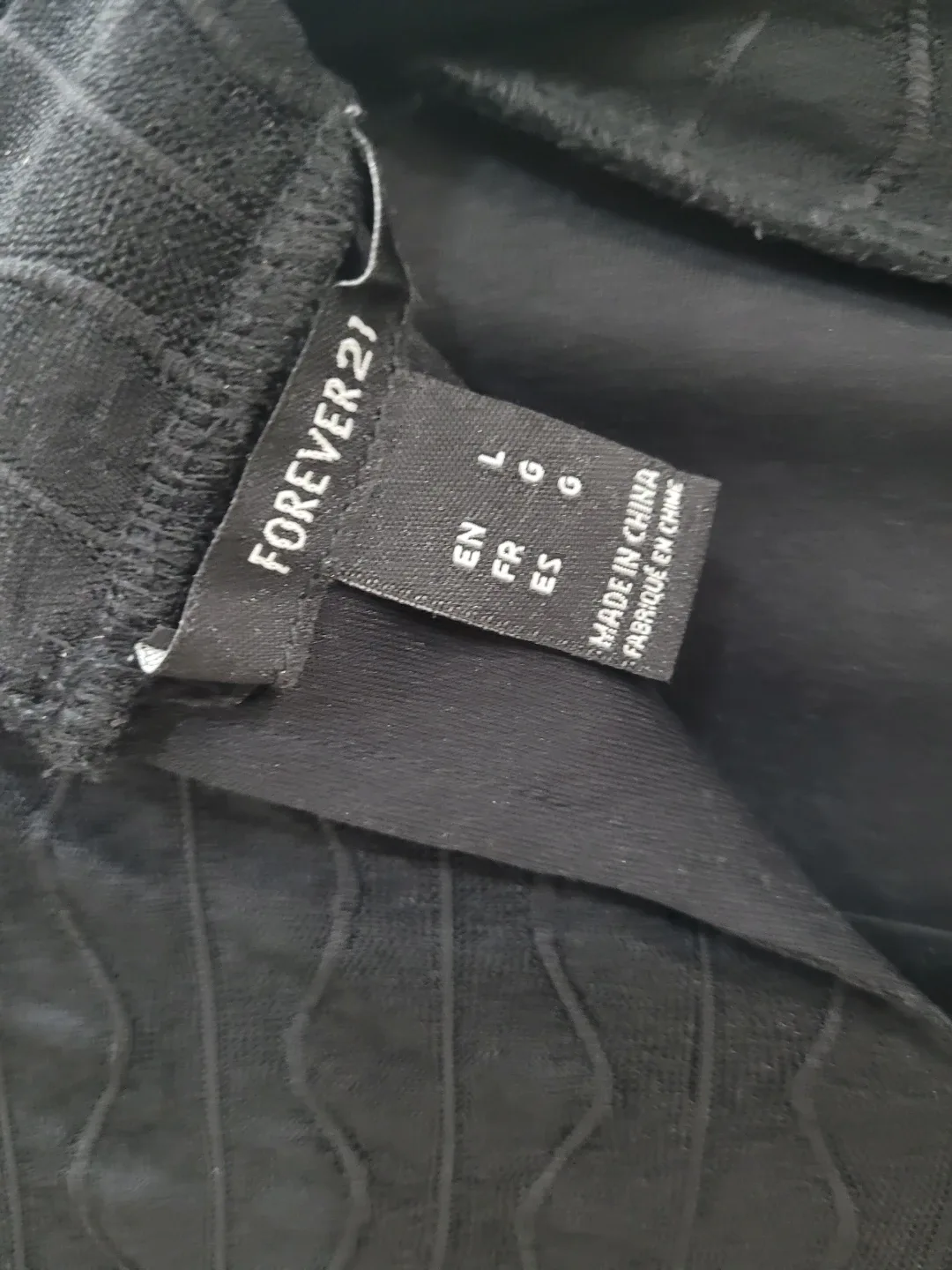 Forever 21 Black Long Sleeve Top - Size L 🥕 image indicator(3)