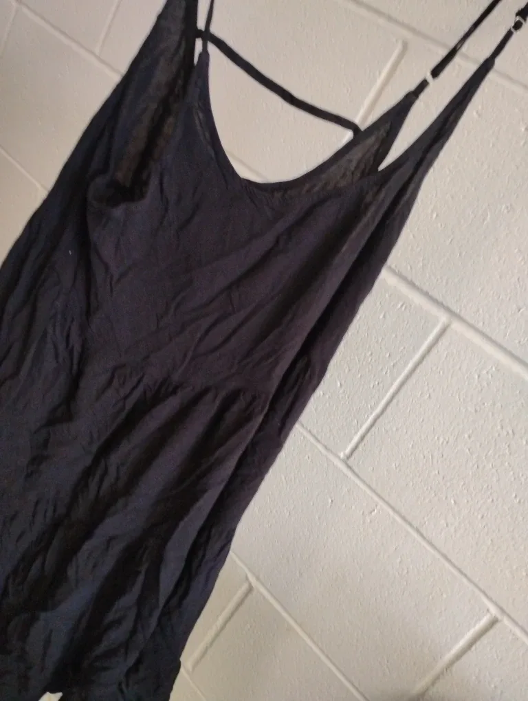 Black Cami Top image indicator(2)