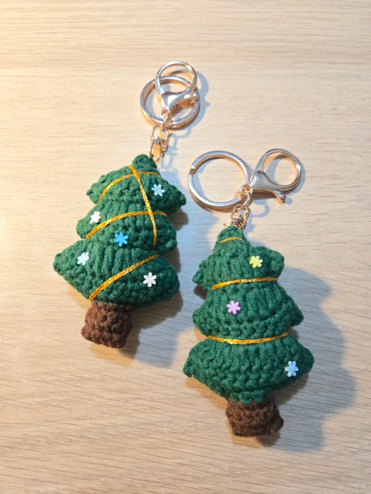 Handmade Crochet Christmas Tree Keychain, Christmas gift