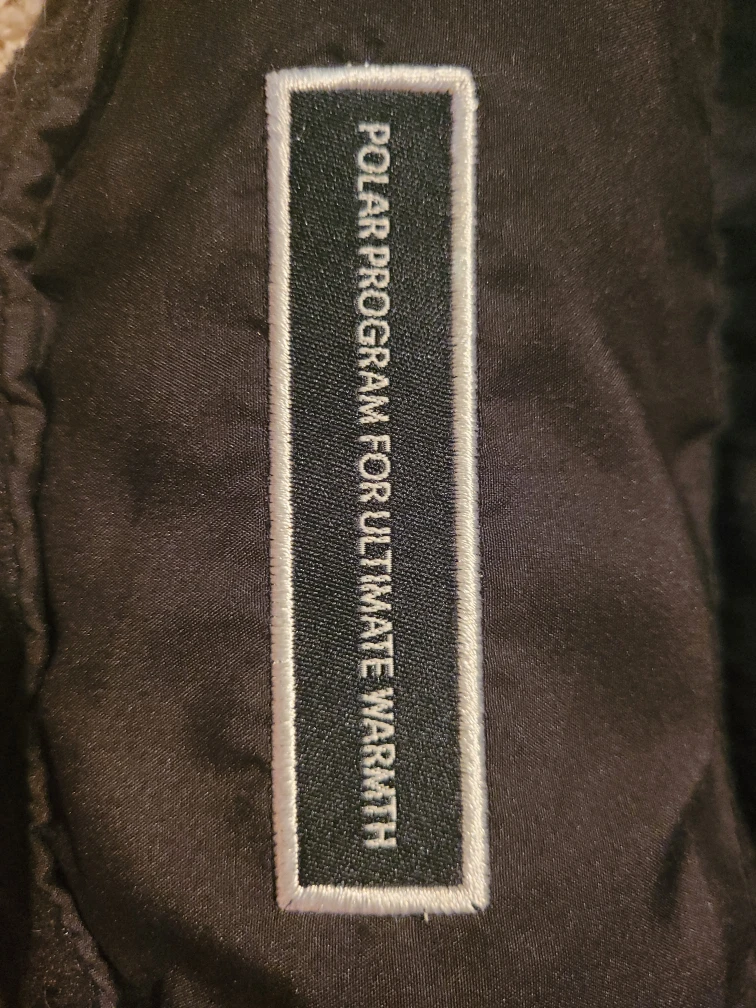 Canada Pooch Polar Program Dog Coat - Size 18 - photo 4