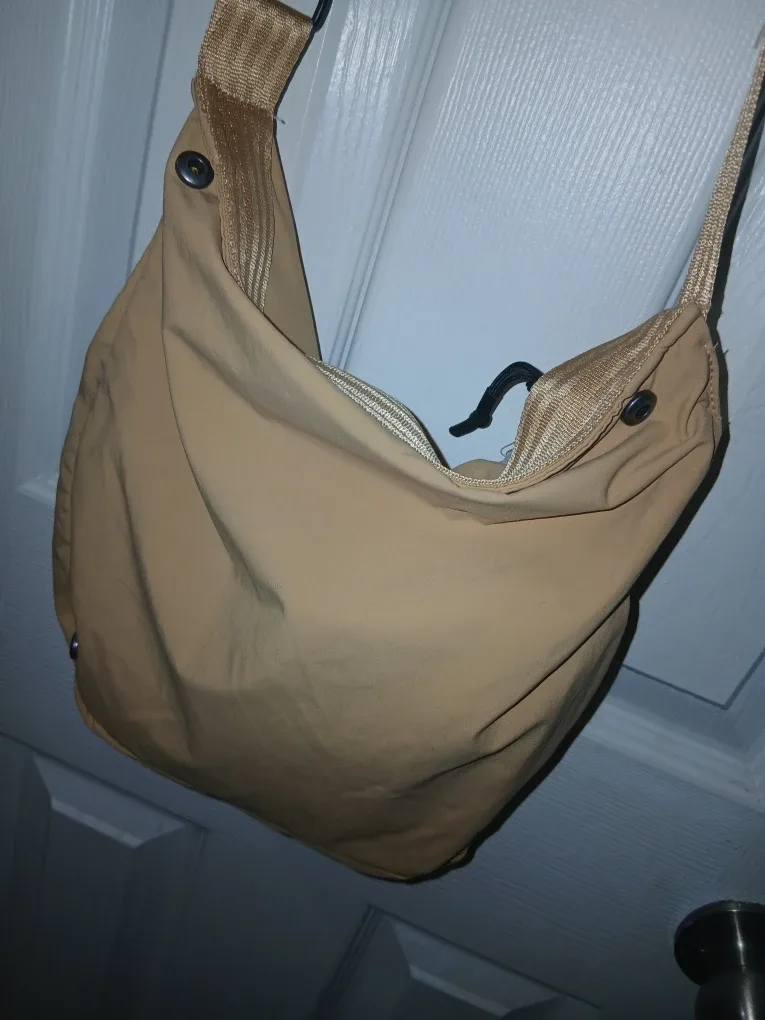 Nike Beige Shoulder Bag image indicator(7)