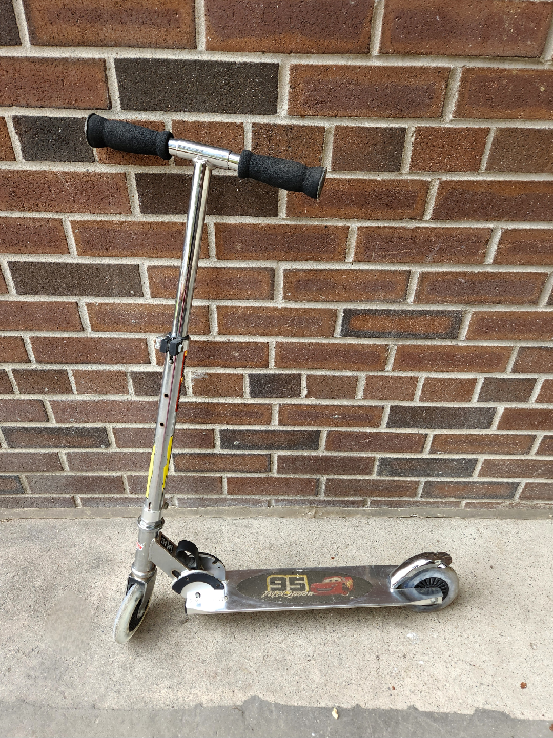Lightning McQueen Scooter