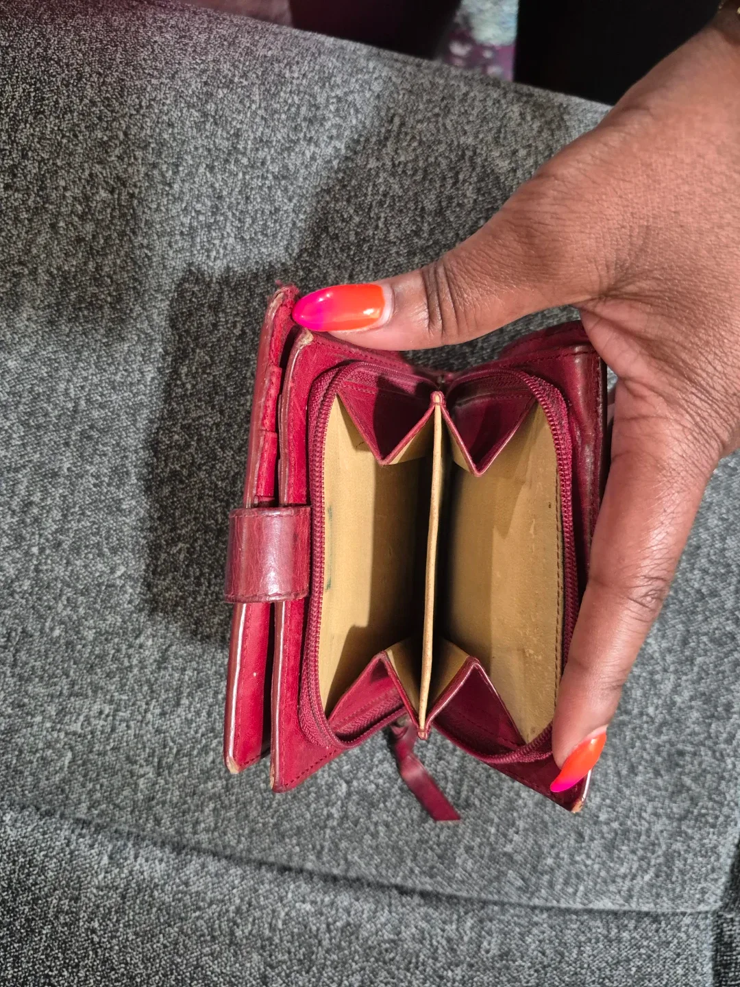 Bottega Veneta Red Leather Wallet 🥕 image indicator(4)