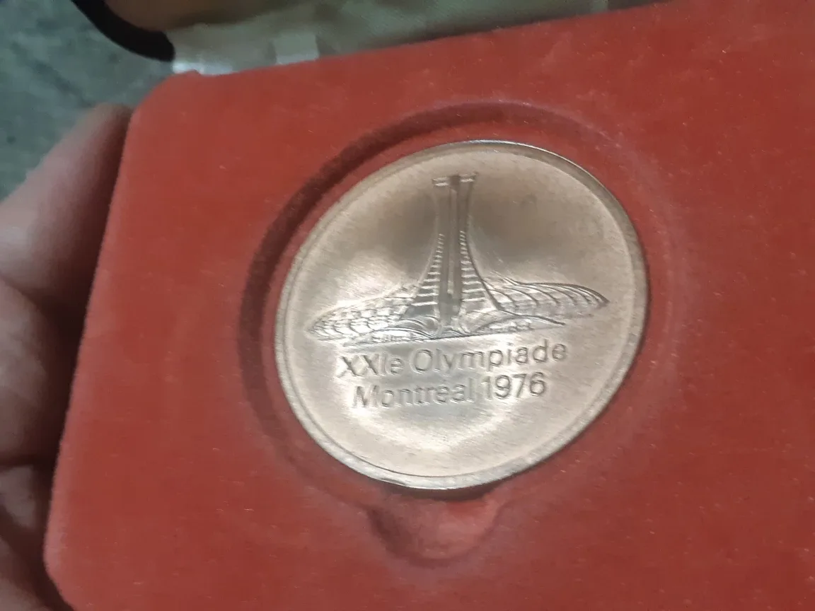 XXIe Olympiade Montreal 1976 Commemorative Copper Medal image indicator(3)