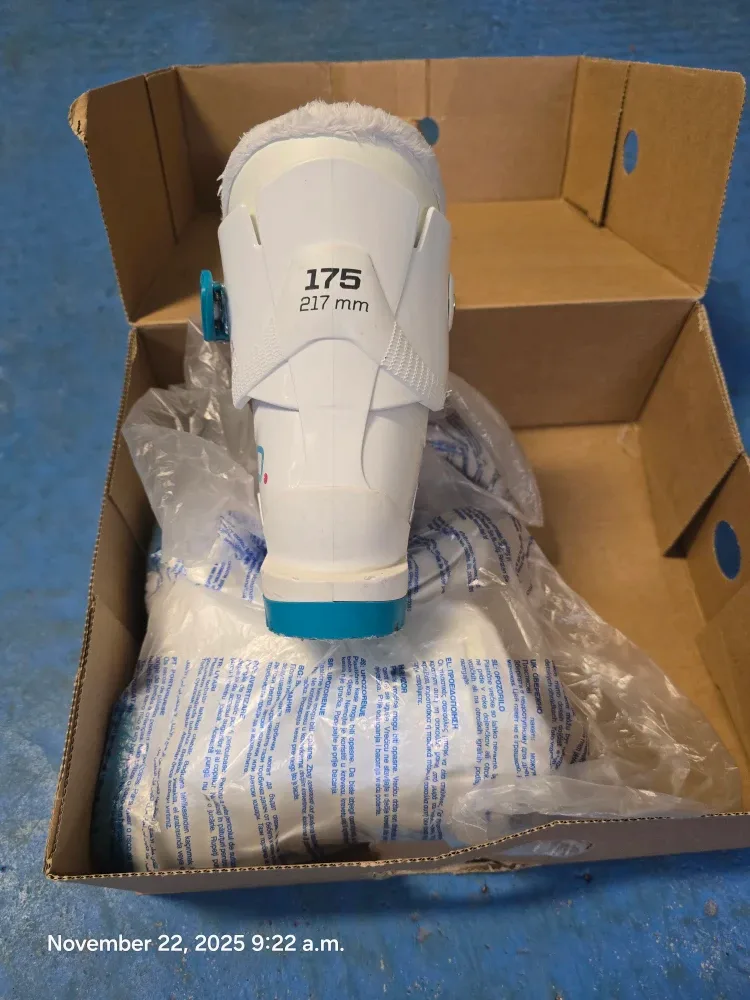 Tecno Pro G40.1 Junior Ski Boots - Size 175mm image indicator(2)