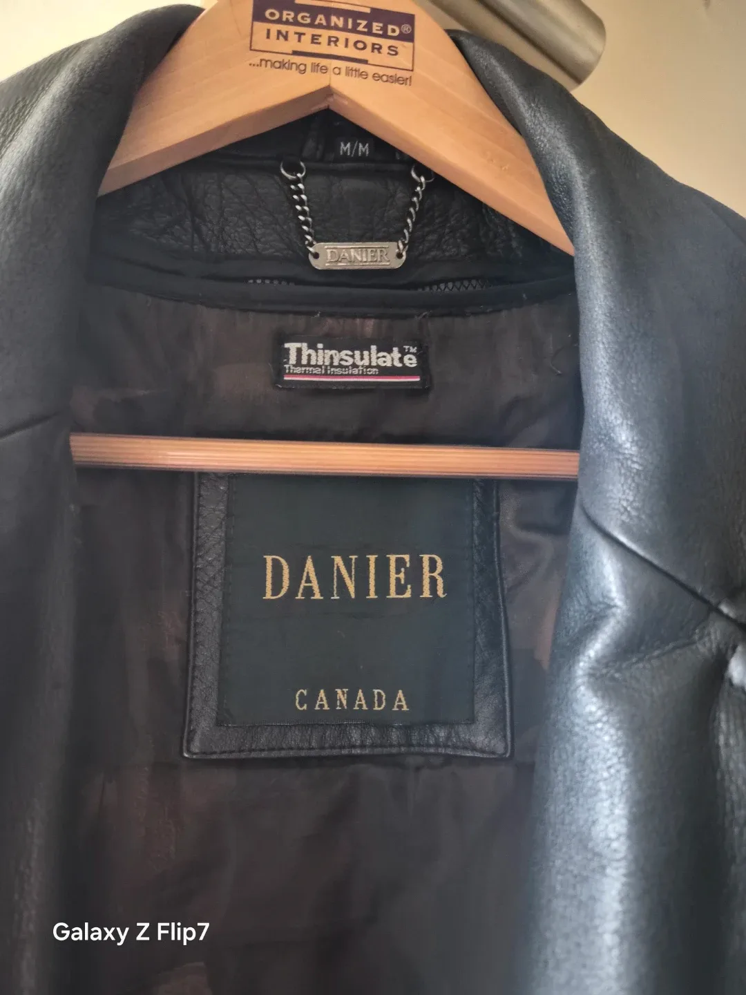 Danier Canada Leather Jacket - Size M/M image indicator(3)