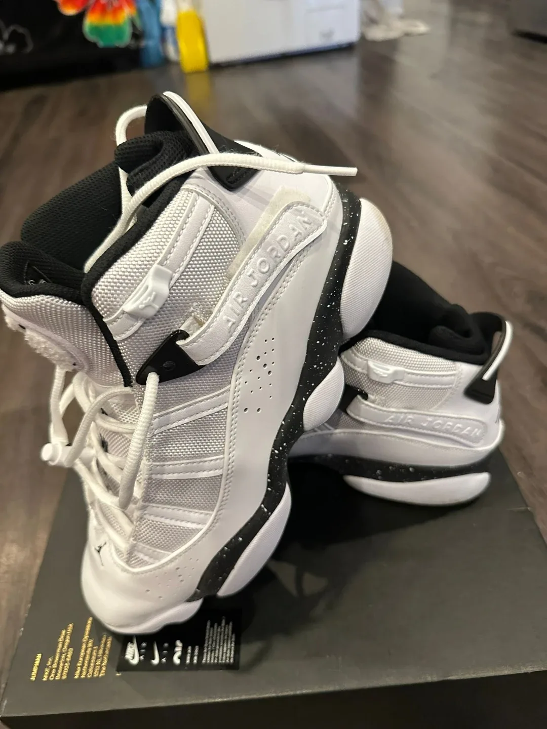 Air Jordan 6 Rings - White/Black image indicator(2)