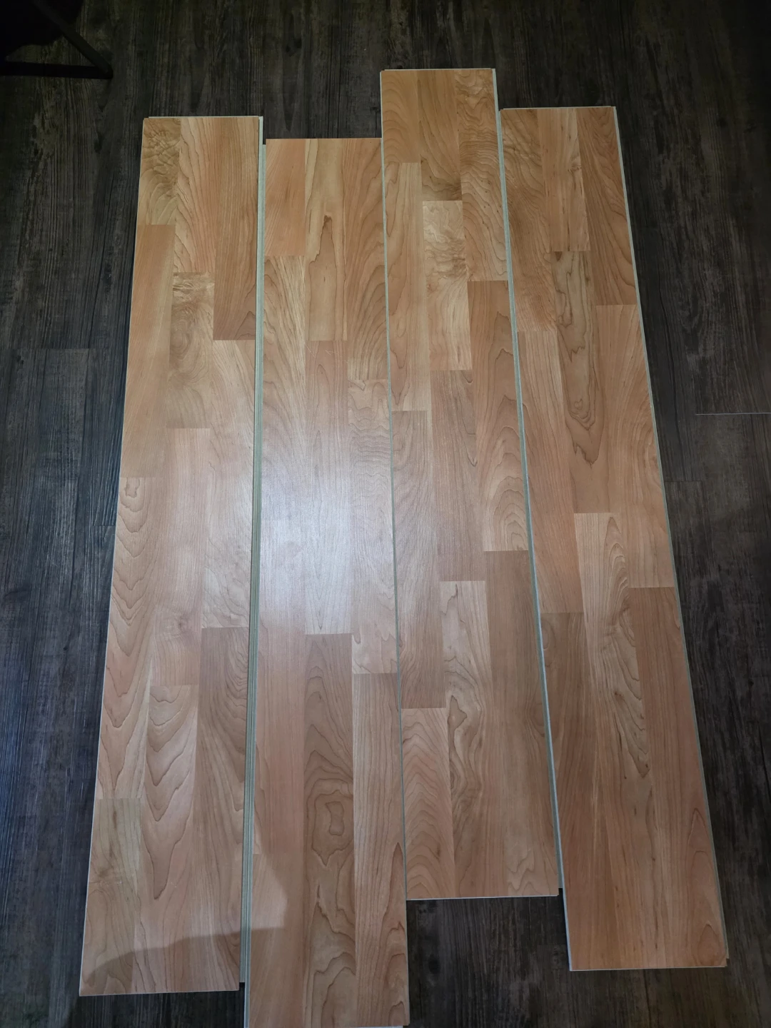 Laminate Flooring Planks