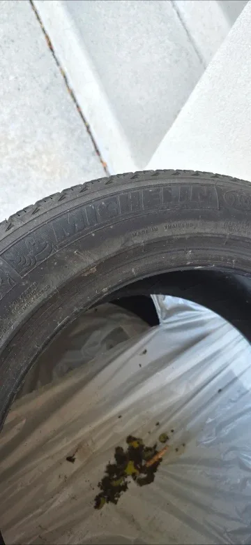 225 55 17 Michelin Winter tires set image indicator(5)