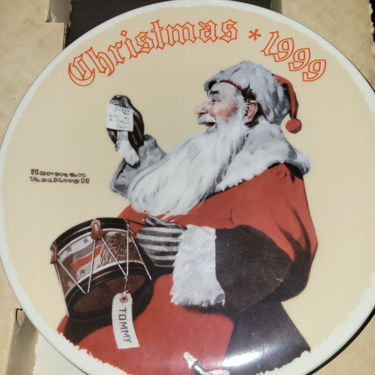 10 Christmas Collector Plates- mixed variety