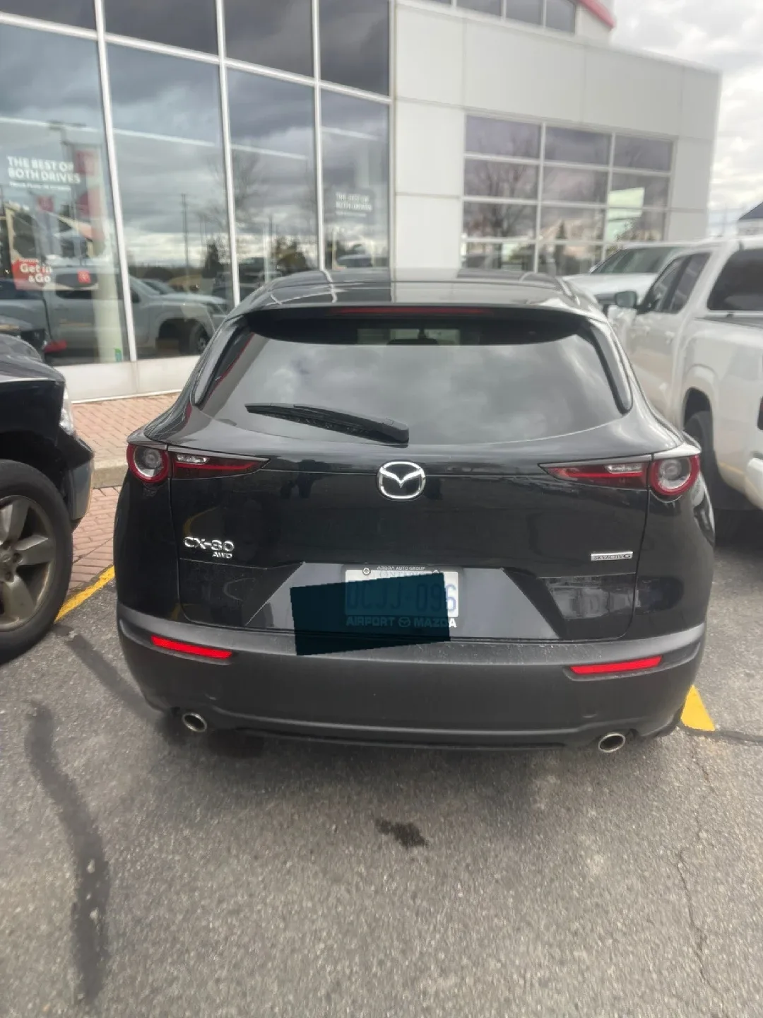 Mazda CX-30 AWD 2024 model - Black image indicator(2)