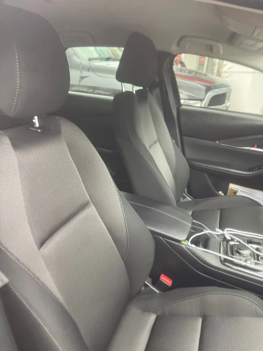 Mazda CX-30 AWD 2024 model - Black image indicator(5)