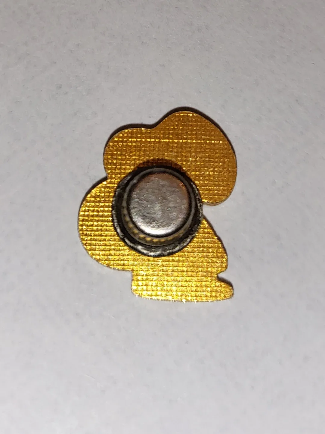 Vintage Aviva Snoopy Basketball Enamel Pin image indicator(3)