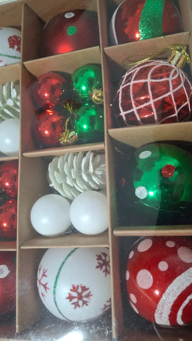 16 pc Christmas Ornament Set - Red, Green, White image indicator(4)