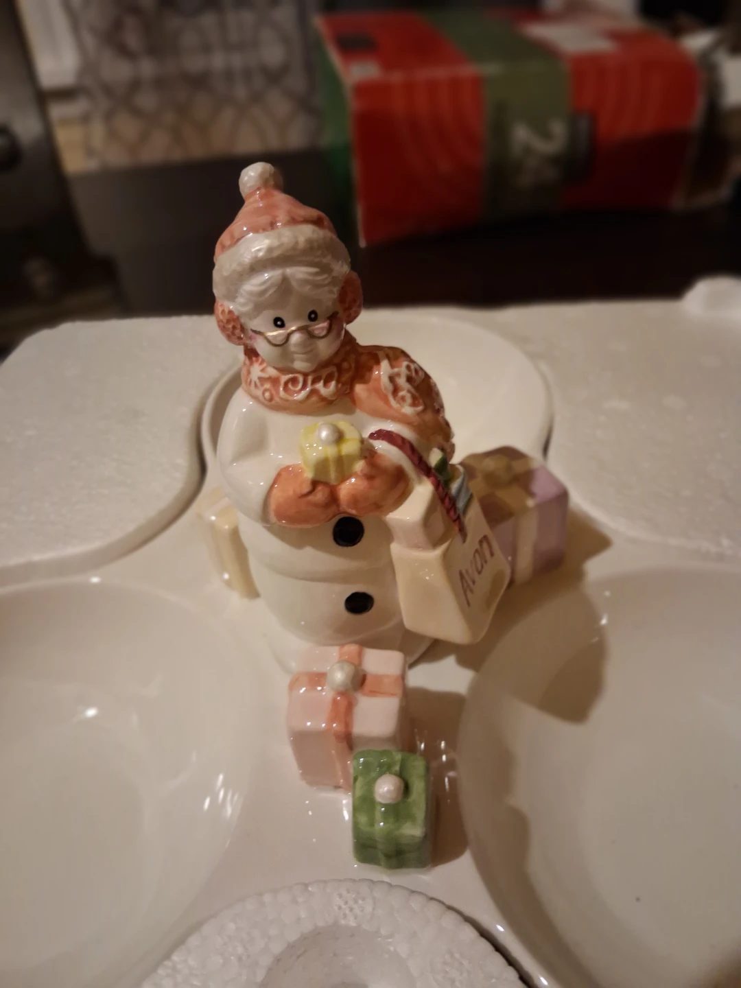 Avon Snowlady Holiday Gift Collection - photo 3
