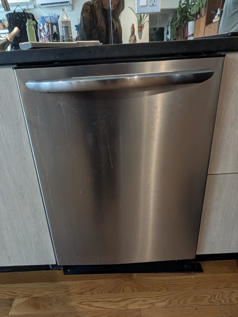 Frigidaire FGID2466QF9A Dishwasher